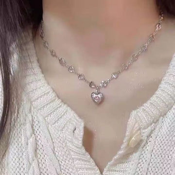 Dainty Heart Necklace