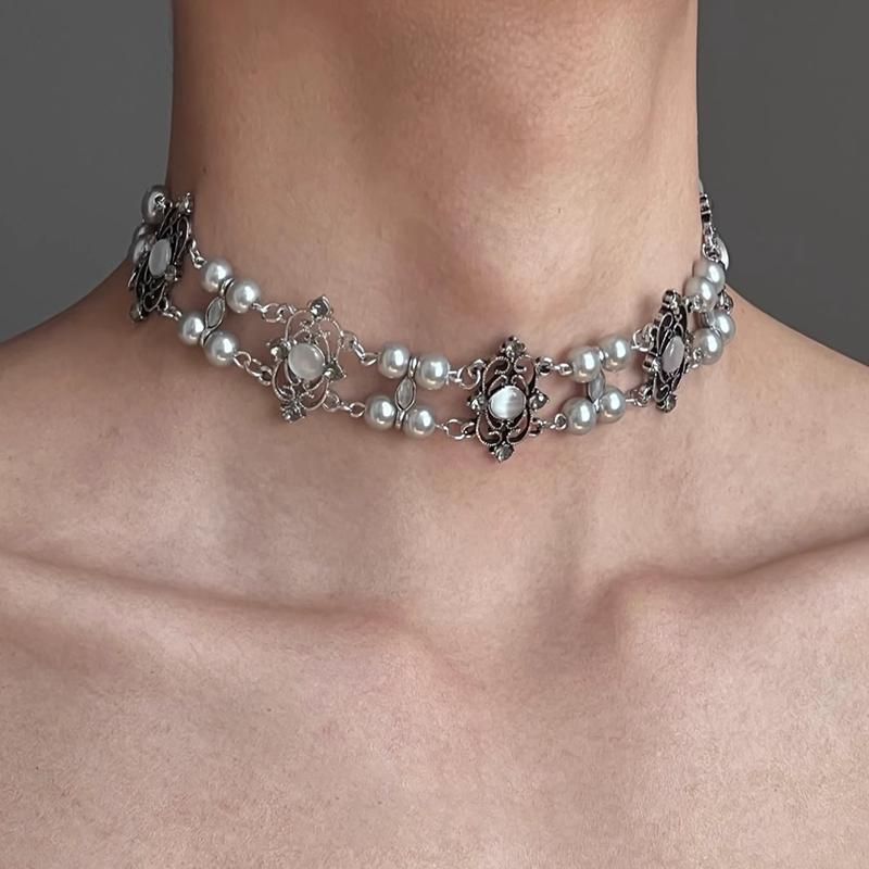 Layered Choker
