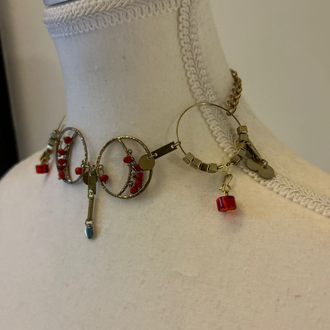 Vint Choker
