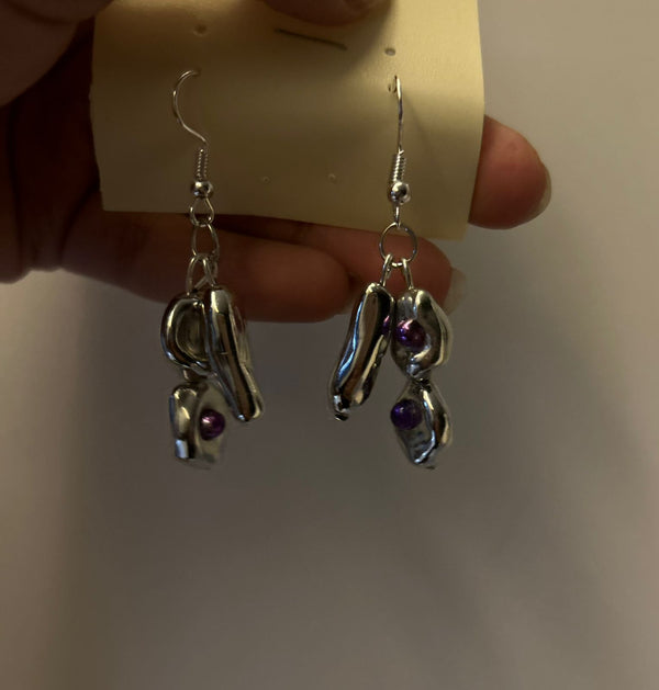 Cute metalica earrings