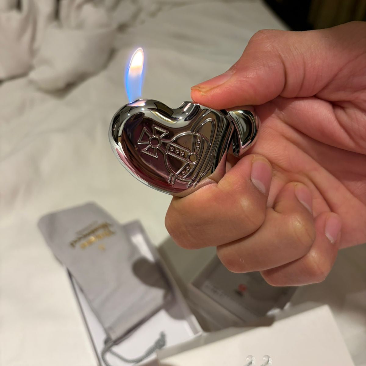 Vivi Heart Lighter