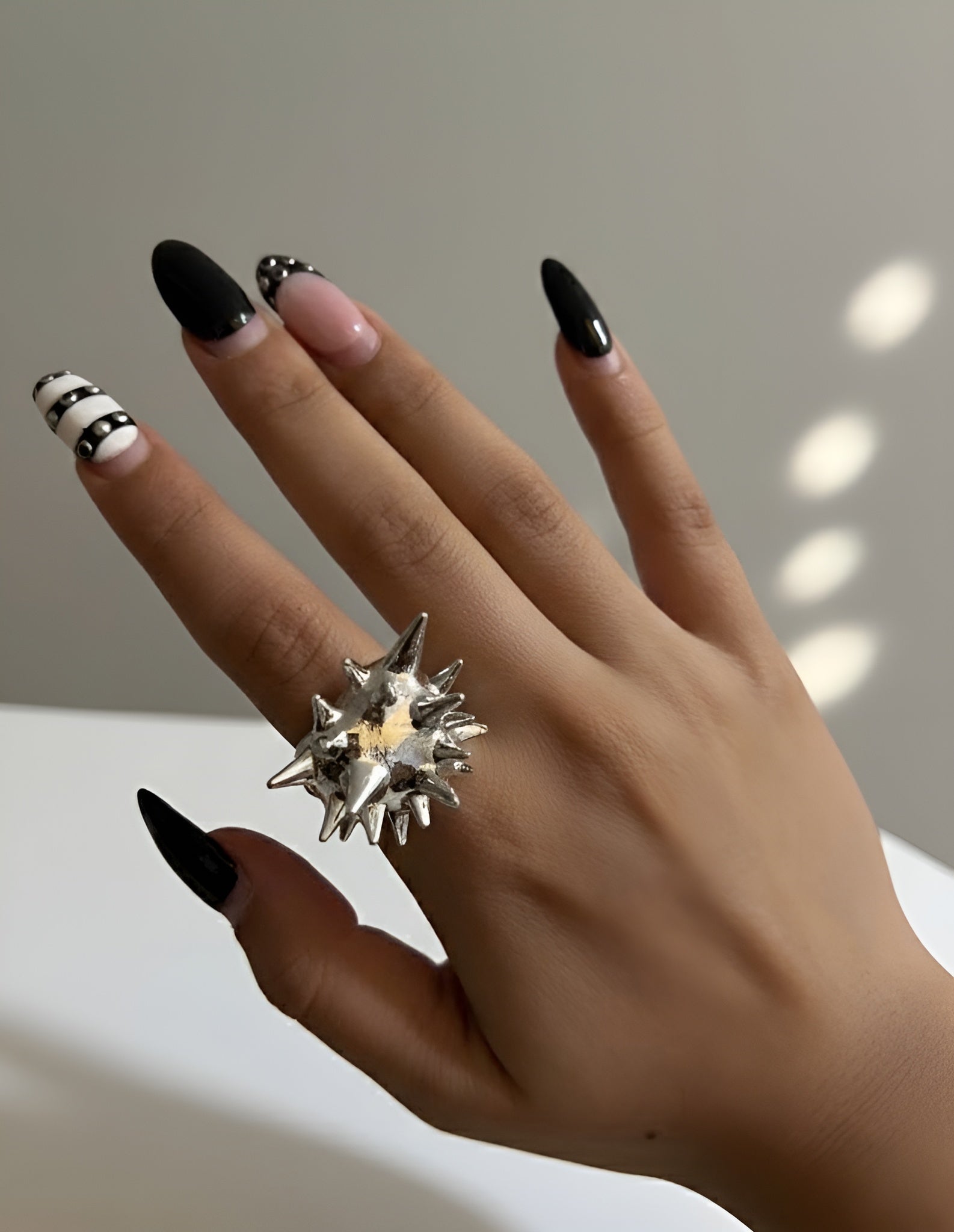 Spike Heart Ring