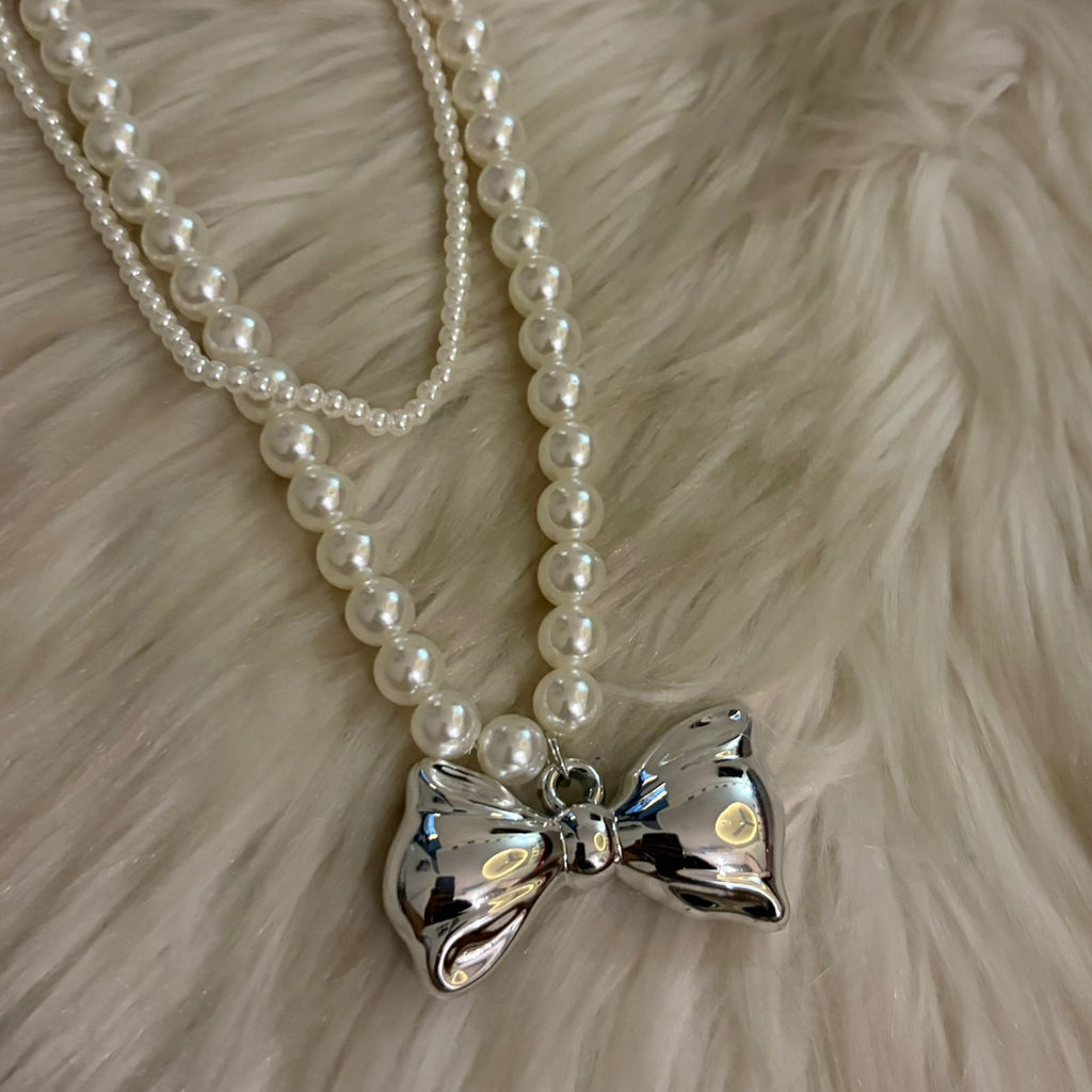Bow Pearl Set