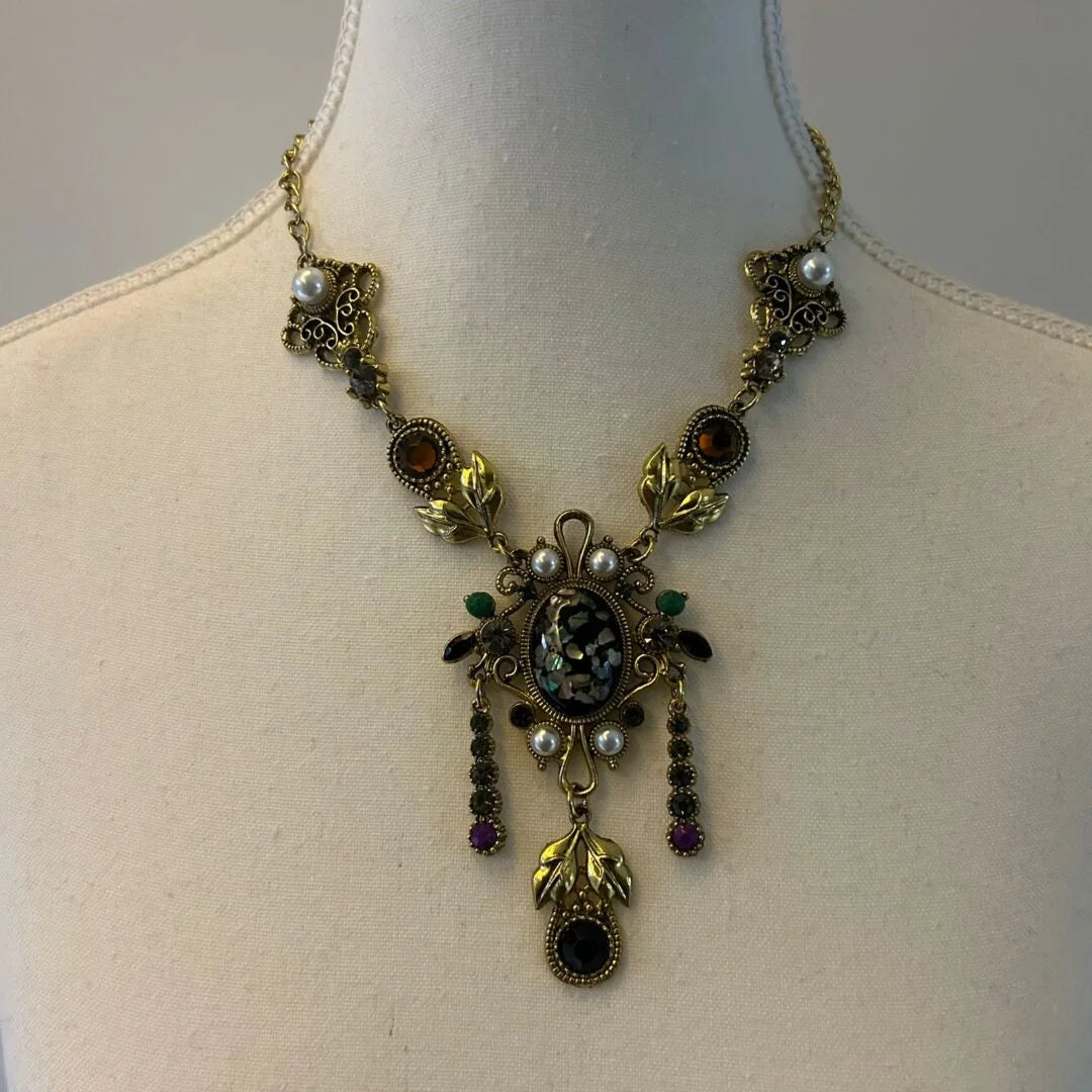Victorian Elegance Necklace